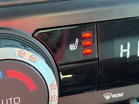 Used 2025 Toyota 4Runner TRD Off-Road image 30