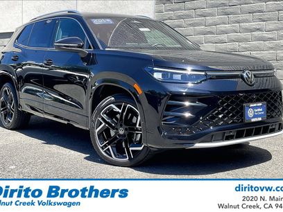 Certified 2025 Volkswagen Tiguan SEL R-Line