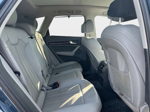 Used 2018 Audi Q5 2.0T Premium Plus w/ Premium Plus Package image 9