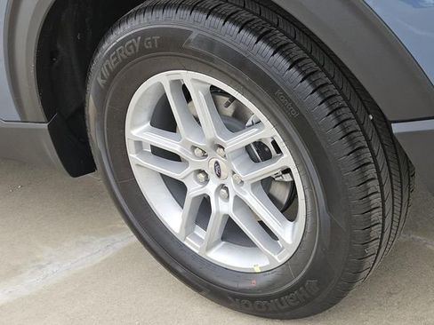 New 2026 Ford Explorer Active w/ Active Comfort Package image 5