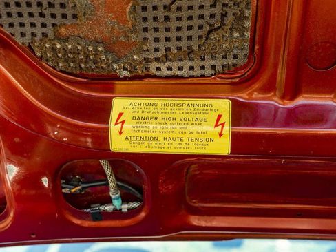 Used 1986 Porsche 944 Turbo image 84