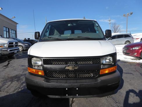 Used 2017 Chevrolet Express 2500 LS image 2