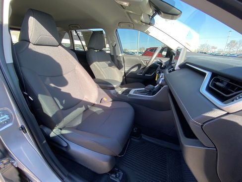 Used 2024 Toyota RAV4 LE image 27