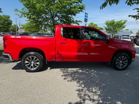 Used 2023 Chevrolet Silverado 1500 LT AWD/4WD image 6