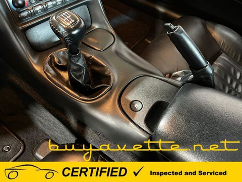Used 2000 Chevrolet Corvette Coupe RWD image 15