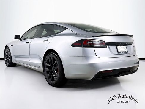 Used 2025 Tesla Model S Plaid image 5