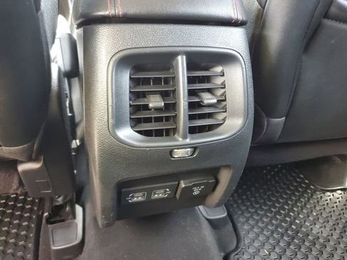 Used 2022 Jeep Cherokee Trailhawk w/ Sun, Sound & Nav Group AWD/4WD image 16