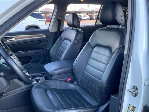 Used 2019 Volkswagen Atlas SEL Premium image 9