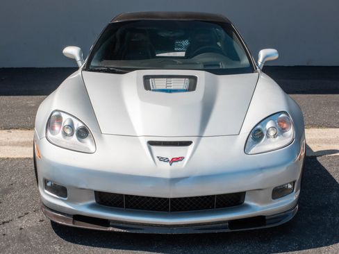 Used 2011 Chevrolet Corvette ZR1 w/ Preferred Equipment Group RWD image 4