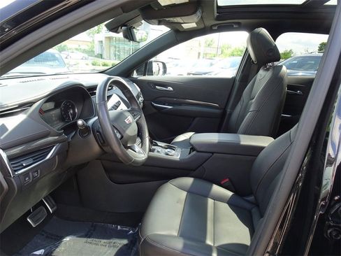 Used 2021 Cadillac XT4 Sport w/ Enhanced Visibility Package image 11