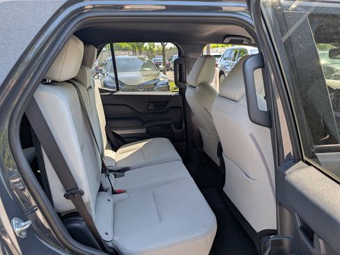Used 2025 Toyota 4Runner SR5 AWD/4WD image 11