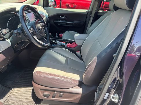 Used 2018 Kia Sedona SX Limited FWD image 4