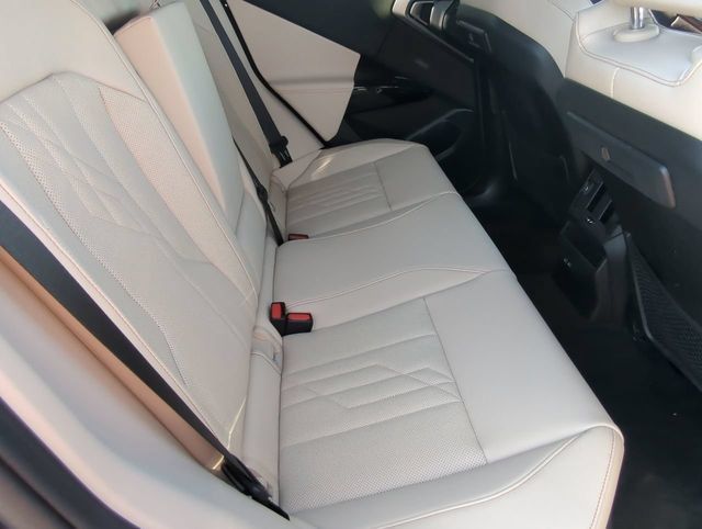 Used 2026 BMW X3 xDrive30i w/ Convenience Package AWD/4WD image 13