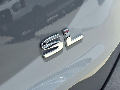 Used 2023 Nissan Rogue SL w/ SL Premium Package FWD image 9