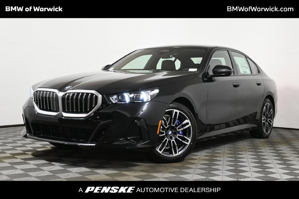 Used 2026 BMW 530i xDrive w/ M Sport Package AWD/4WD image 1
