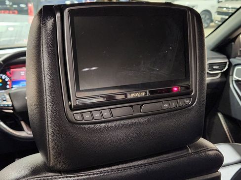 Used 2020 Ford Explorer XLT w/ Equipment Group 202A image 49