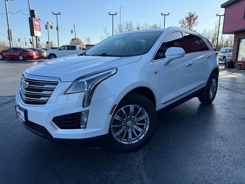 Used 2018 Cadillac XT5 Luxury w/ Driver Awareness Package image 3
