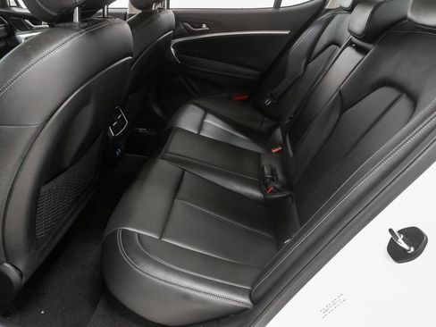 Used 2025 Genesis G70 2.5T AWD/4WD image 27