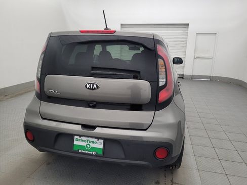 Used 2019 Kia Soul FWD image 7