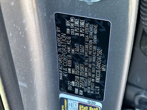 Used 2022 Kia Niro EX image 36