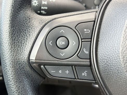Used 2025 Toyota Corolla LE image 15