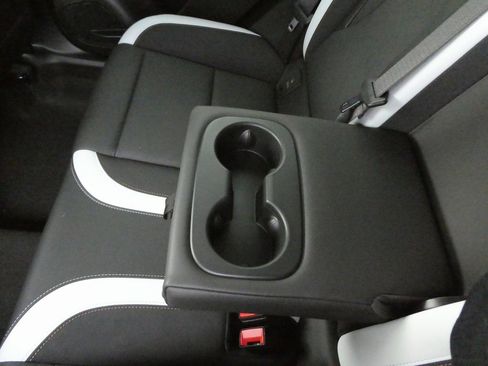 New 2025 Buick Envision Sport Touring image 39