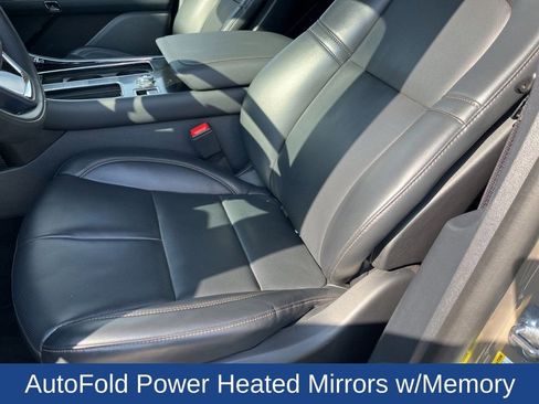 Used 2025 Lincoln Aviator 2WD image 11