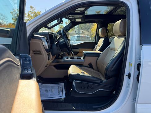 Used 2024 Ford F350 Lariat w/ Chrome Package image 10