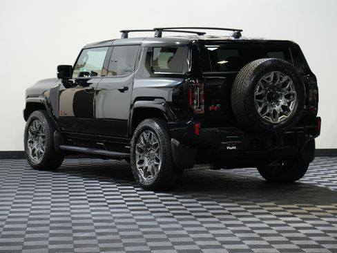 Used 2025 GMC Hummer EV 3X w/ LPO, Sport Package image 8