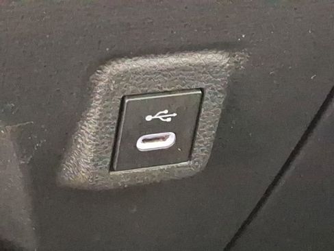 Certified 2024 Toyota Corolla SE image 24