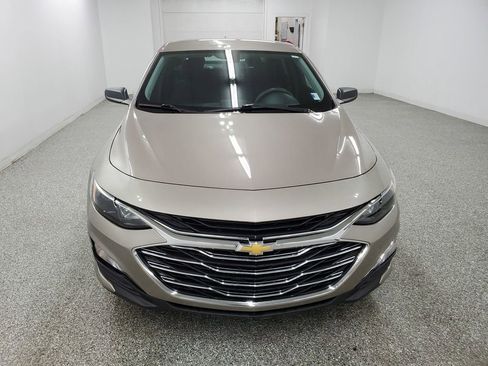 Used 2022 Chevrolet Malibu LS image 2
