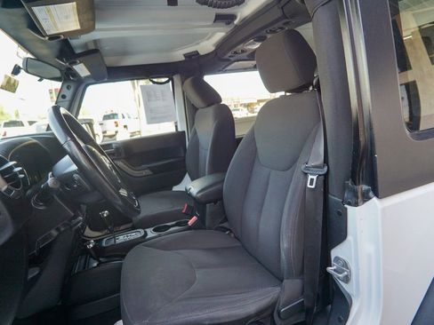 Used 2017 Jeep Wrangler Sport w/ Connectivity Group image 13