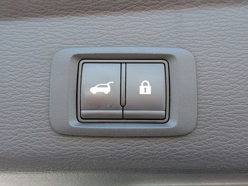 Used 2024 Mitsubishi Outlander SE Black Edition AWD/4WD image 34