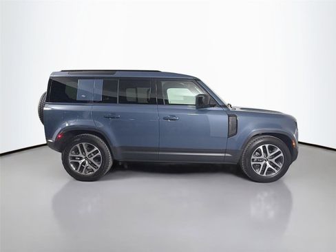 Used 2024 Land Rover Defender 110 S AWD/4WD image 4