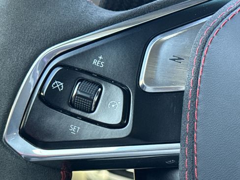 Used 2023 Chevrolet Corvette Z06 image 19