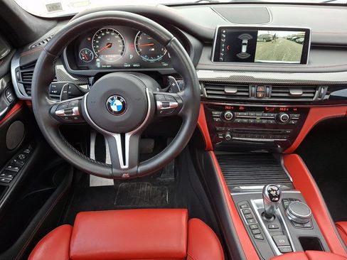 Used 2018 BMW X5 M image 18