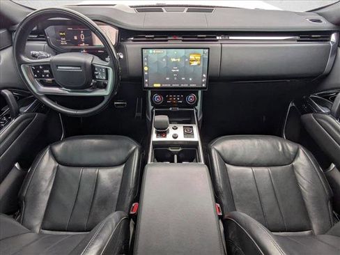 Used 2023 Land Rover Range Rover Long Wheelbase SE AWD/4WD image 18