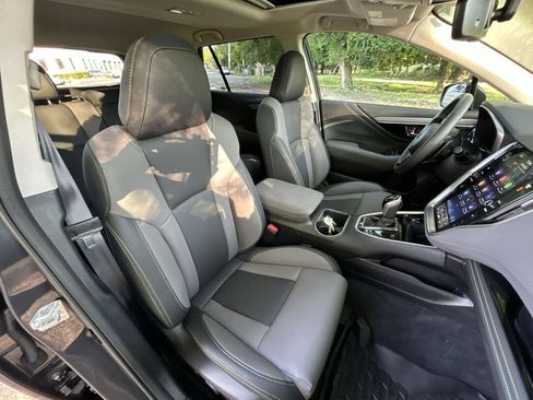 Certified 2024 Subaru Outback Onyx Edition XT AWD/4WD image 25