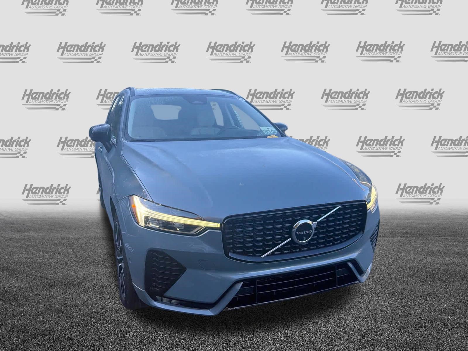 Certified 2024 Volvo XC60 B5 Plus w/ Protection Package AWD/4WD image 3