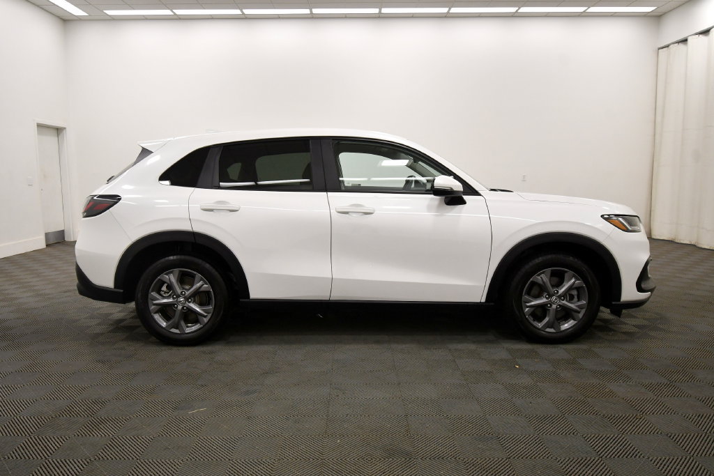 Certified 2026 Honda HR-V LX image 9
