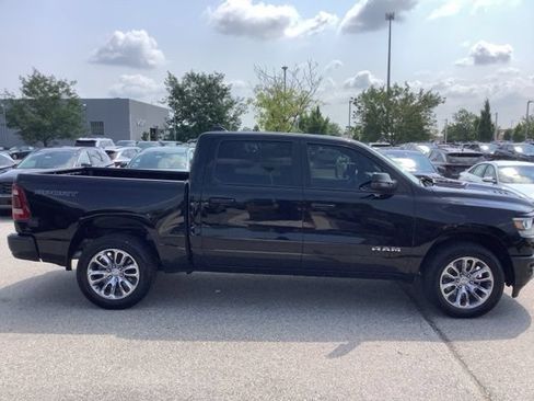 Used 2023 RAM 1500 Laramie AWD/4WD image 4