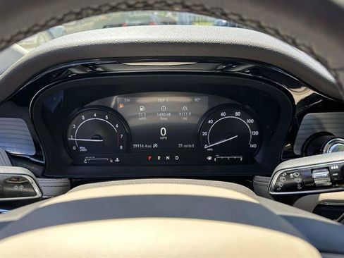 Certified 2022 Lincoln Corsair AWD w/ Premium Package image 38
