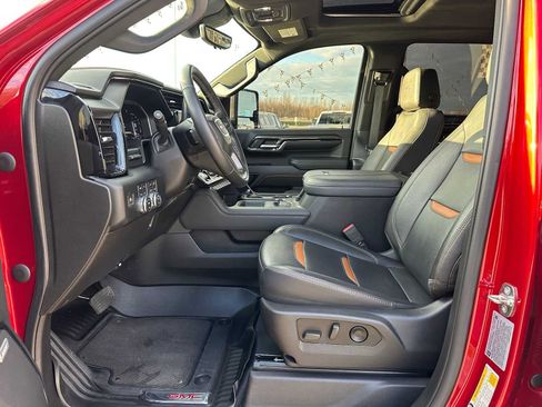 Used 2024 GMC Sierra 2500 AT4 w/ AT4 Premium Plus Package image 21