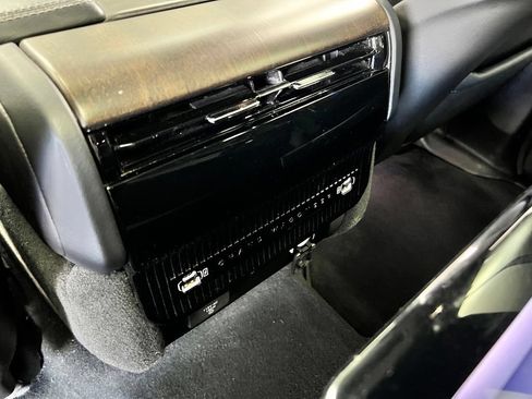 Used 2023 Jeep Grand Wagoneer Series II AWD/4WD image 25