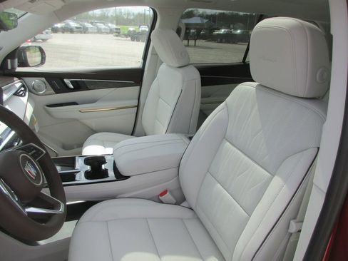 New 2026 Buick Enclave Avenir w/ Super Cruise Package FWD image 12