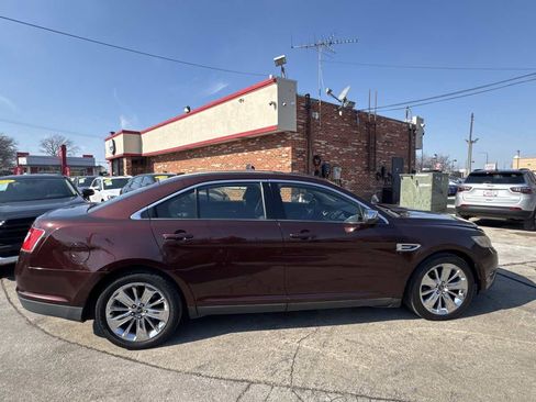 Used 2010 Ford Taurus Limited image 5