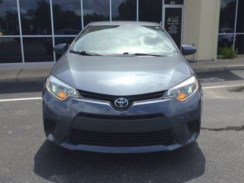 Used 2016 Toyota Corolla L FWD image 2