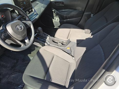 Used 2024 Toyota Corolla LE FWD image 18