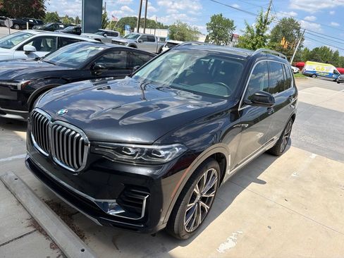 Used 2020 BMW X7 xDrive40i w/ Cold Weather Package AWD/4WD image 3