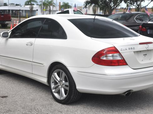 Used 2006 Mercedes-Benz CLK 350 Coupe image 13